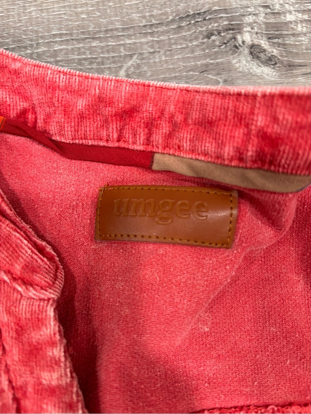 Umgee NWT Medium Red Stone Washed Corduroy V-Neck Tiered Dress Smocked Sleeves - Picture 2 of 6
